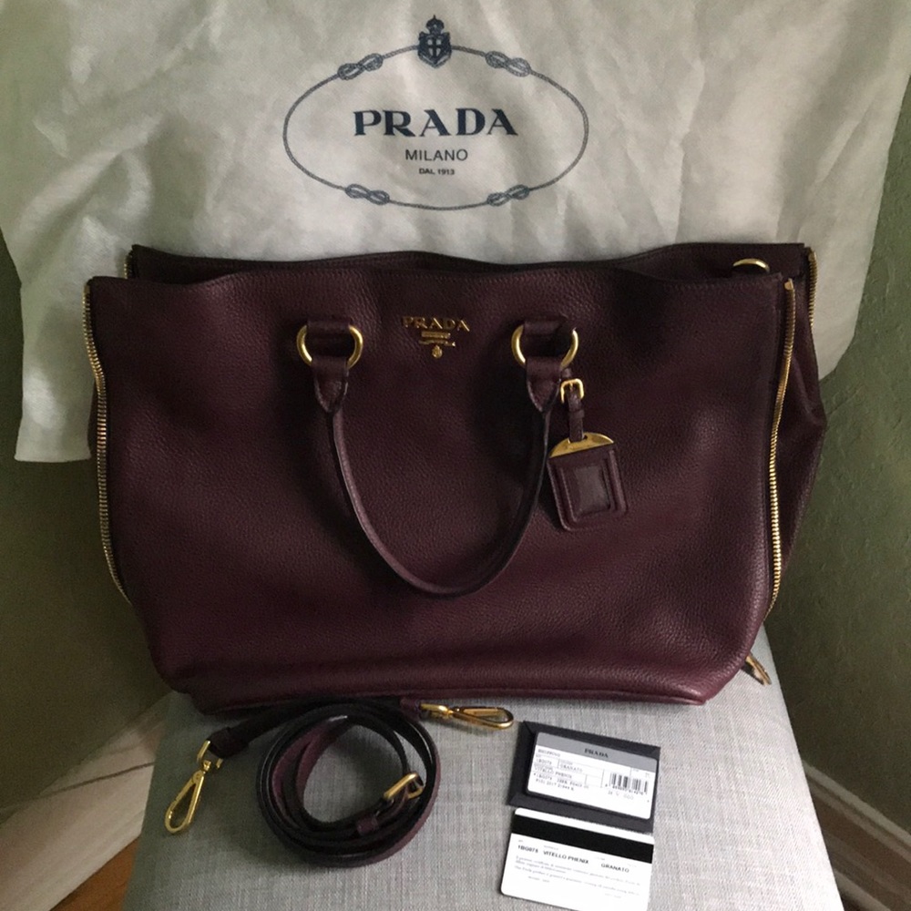 Prada Vitello Phenix in Granato